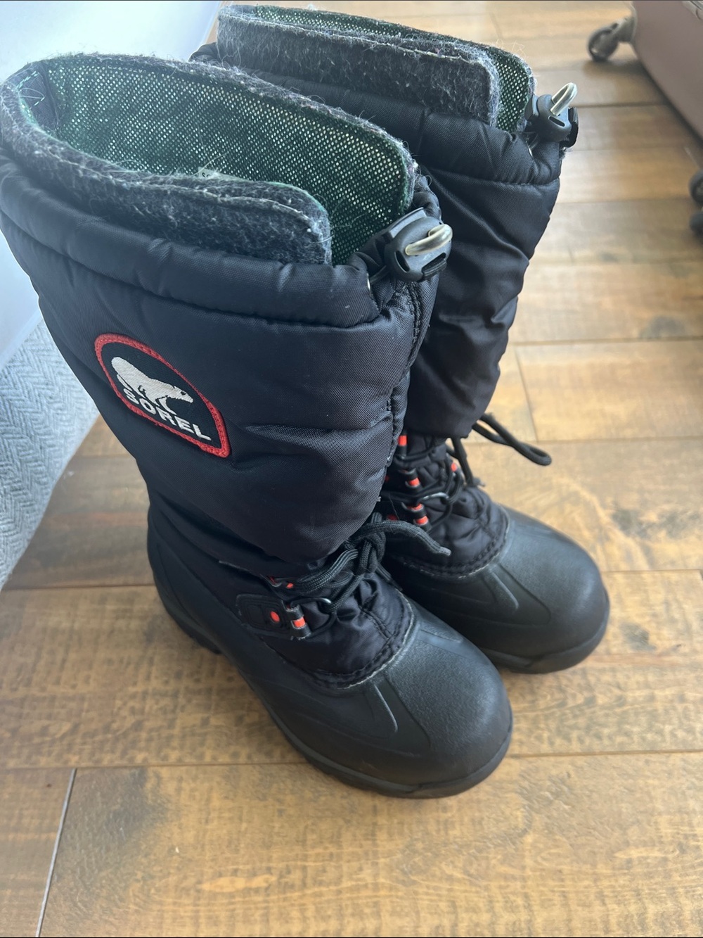 Sorel Kids Black Winter Snow Boots with Red Logo Accents US 7